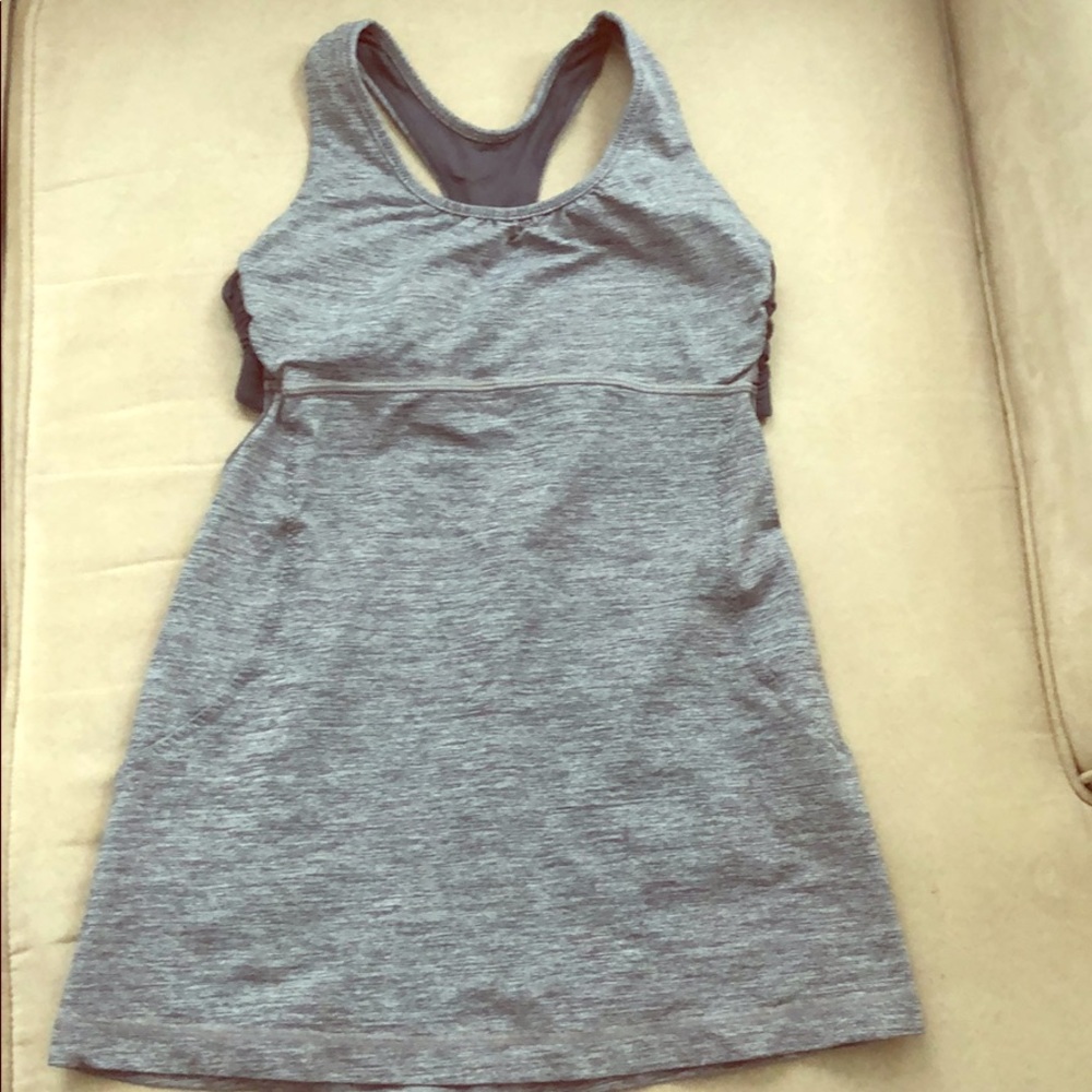 Lululemon built-in bra top